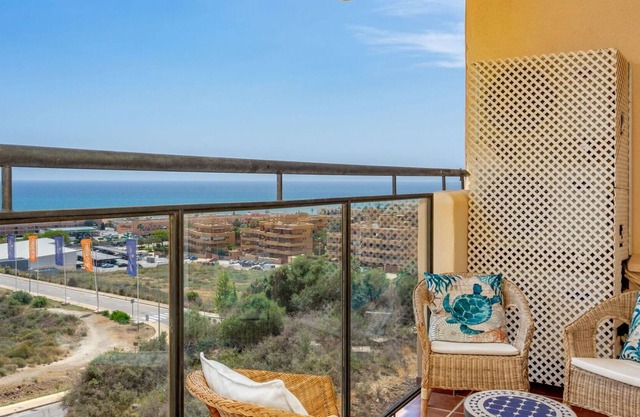 Beautiful apartment for 5 guests with WIFI, A/C, pool, TV, terrace and parking
