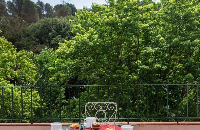 Beautiful apartment for 5 people with WIFI, TV, terrace and parking