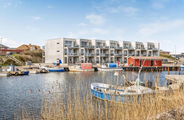 Beautiful Apartment In Hvide Sande