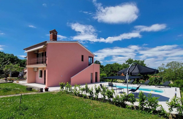Beautiful apartment in Labin with WiFi