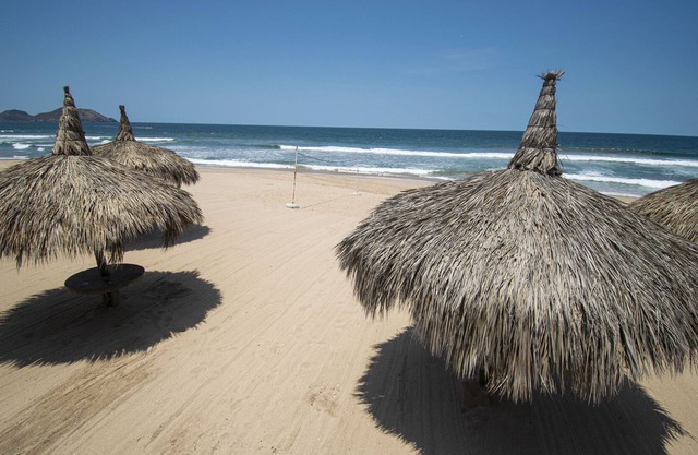 Beautiful Beach Villa 41 - Walk to the beach in seconds