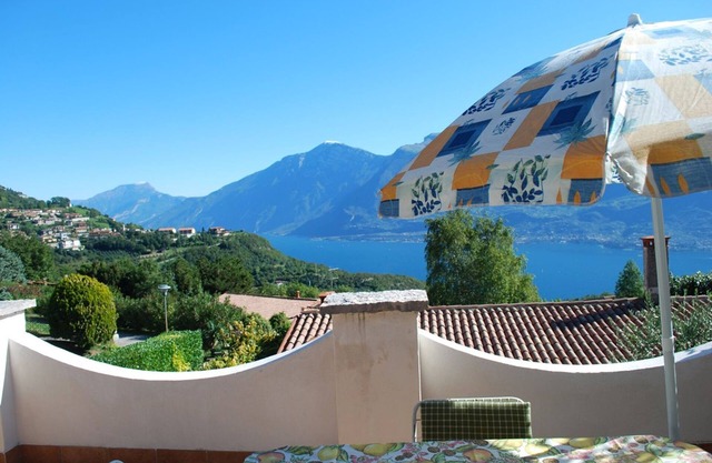 Beautiful bungalow with a stunning sea view and a large patio