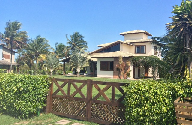 Beautiful country house located in a gated community with 24-hour security.