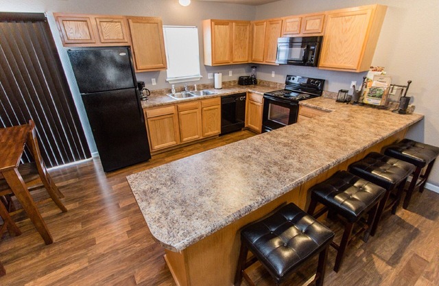 Beautiful Fully Furnished Townhome