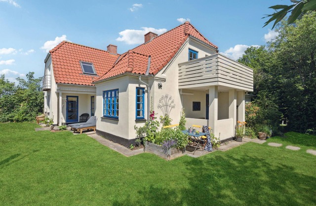 Beautiful home in Farsø with WiFi