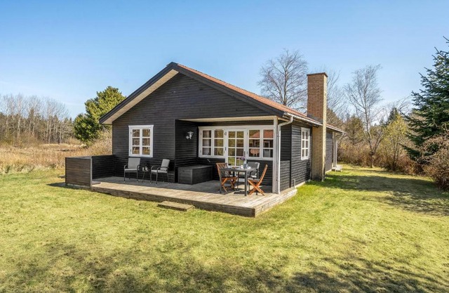 Beautiful Home In Hals With Wifi