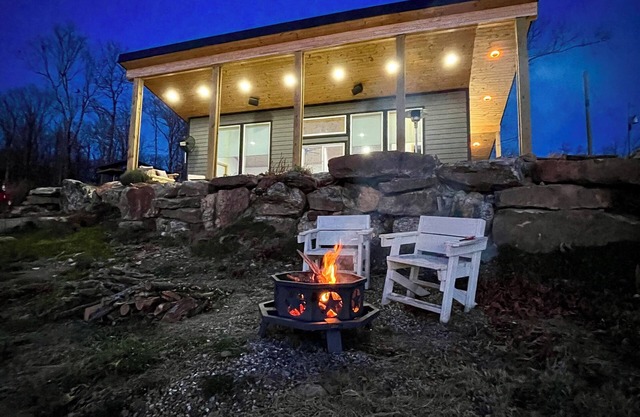 Beautiful modern cabin on top of the mountain with stunning sunset views.