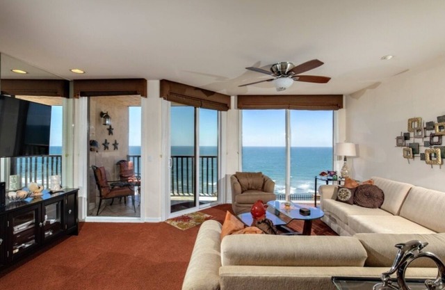 BEAUTIFUL OCEAN VIEW-STEPS TO THE BEACH