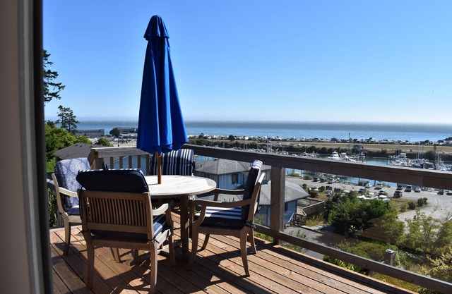 Beautiful Ocean View Home On The Majestic Coast Of Oregon