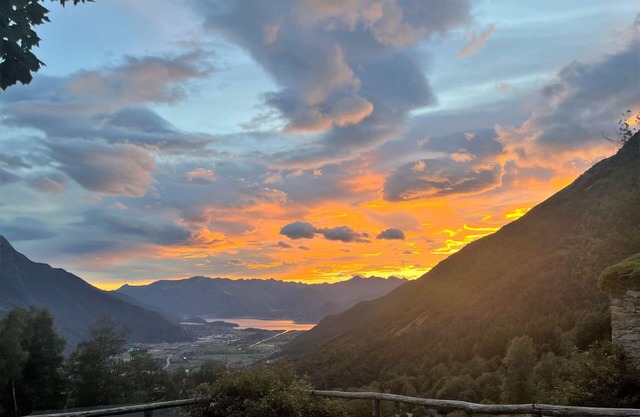 Beautiful private villa for 6 people with WIFI, TV, patio and pets allowed