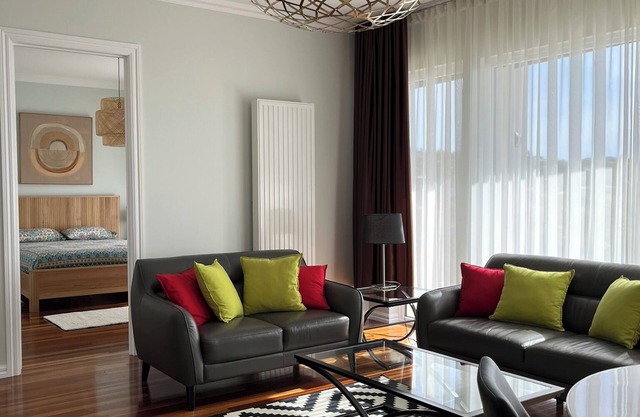 Beautiful quiet apartment with sea views