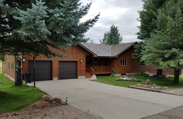Beautiful Ranch Retreat Custom Home Close and Convenient with a country feel.