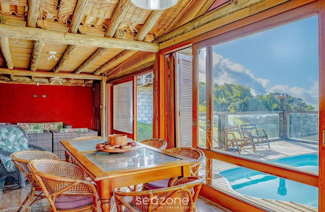 Beautiful Rustic House w/Pool in Garopaba Egf000