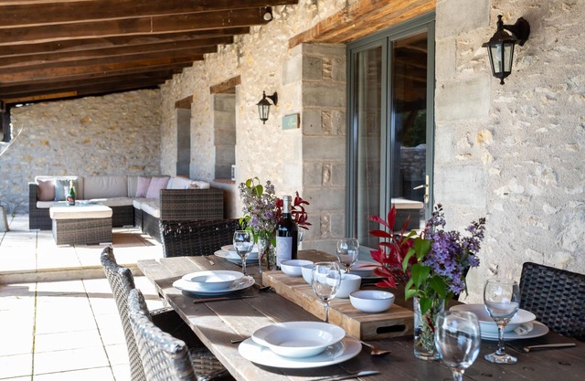 Beautiful south facing cottage sleeping up to seven