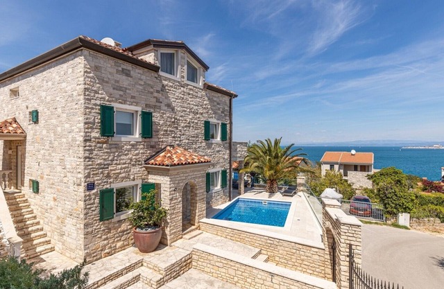 Beautiful Villa Milena with swimming pool