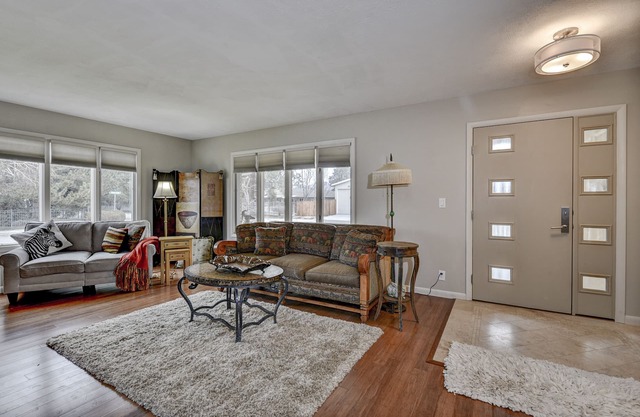 Beautifully updated. Convenient central Boise location