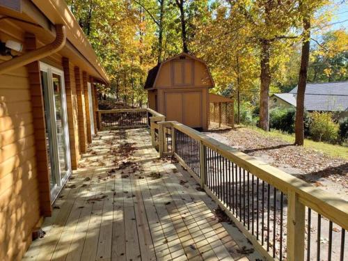 Beaver Lake Arkansas Luxury Cabin