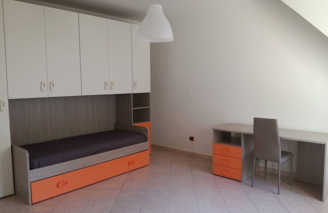 Beds in single rooms in the center of Enna