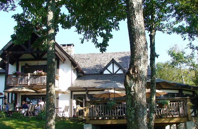 Beech Mountain Inns