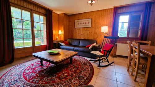 Bel Alp 3 - Rez avec jardin - 5 personnes- Evolene