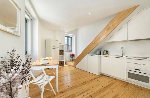 Belem Design 15 by Homing
