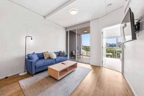 Belise - 16th floor Executive Apt for 2 plus parking