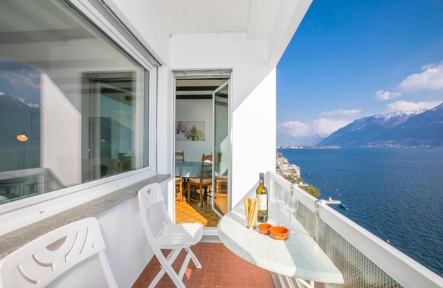 Bellevue Apartment - Happy Rentals