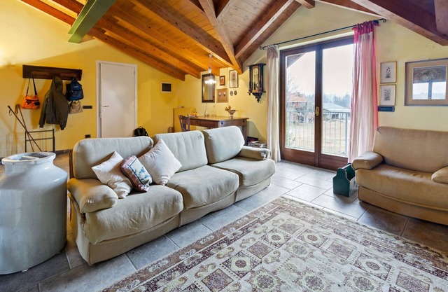 Belvilla by OYO Secluded Apartment with Balcony
