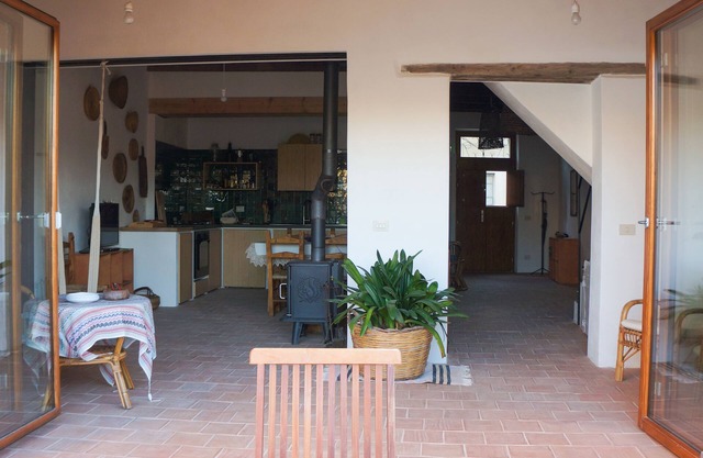 Beni benius - Two Bedroom Apartment, Sleeps 5