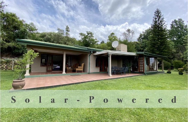 Berg Escape Kiepersol - Spacious Luxury Family Home