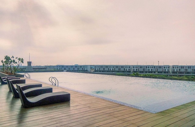 Best Homey 1Br At 52Th Floor Vasanta Innopark Apartment