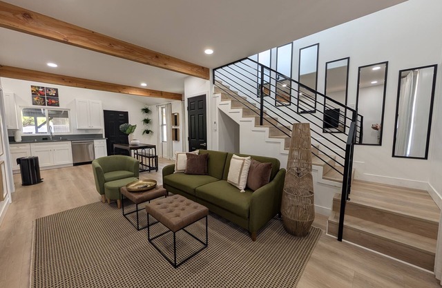 Best Location pet friendly Home just renovated