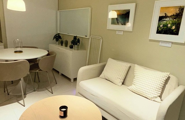 Best Value-Beautiful 1BR in the Heart of Makati w WiFi, washer-dryer, pool & gym