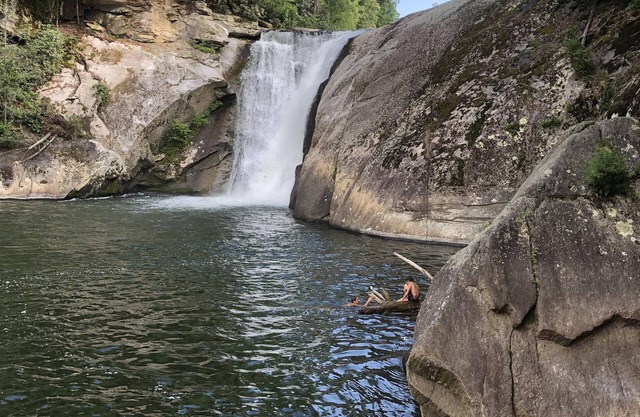 BEST VIEWS⛰& LOCATION-WALK to RESTAURANTS/FRED’s 🛒/SLOPES⛷ & sledding hill🛷