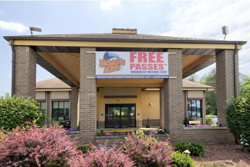 Best Western Ambassador Inn & Suites