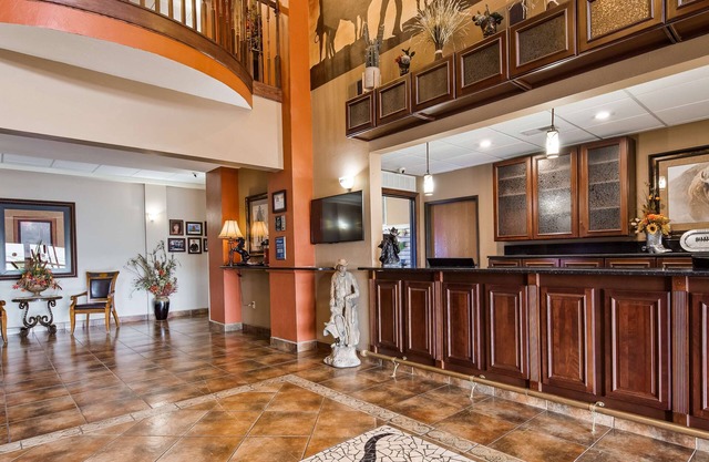 Best Western Plus Country Inn & Suites