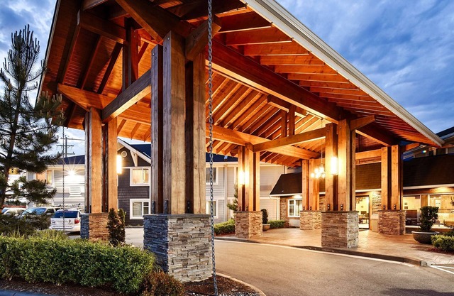 Best Western Plus Country Meadows Inn