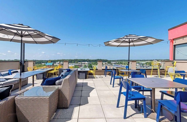 Best Western Plus Executive Residency Rigby's Water World Hotel