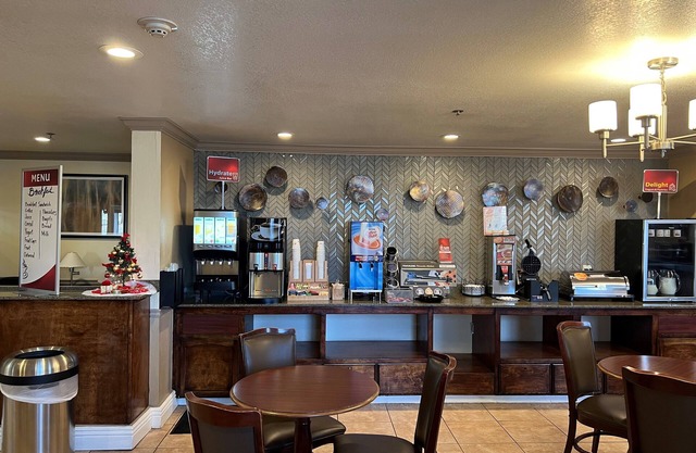 Best Western Plus John Jay Inn & Suites