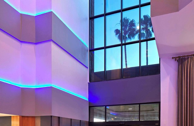 Best Western Plus Meridian Inn & Suites, Anaheim-Orange