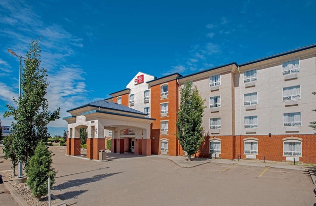 Best Western Plus Red Deer Inn & Suites