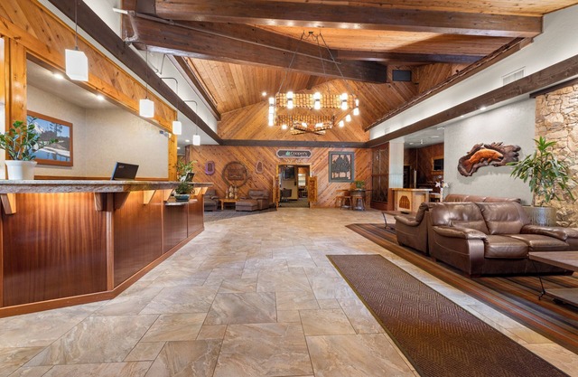 Best Western Plus Tree House