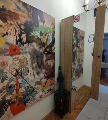 BGholik studio apartment