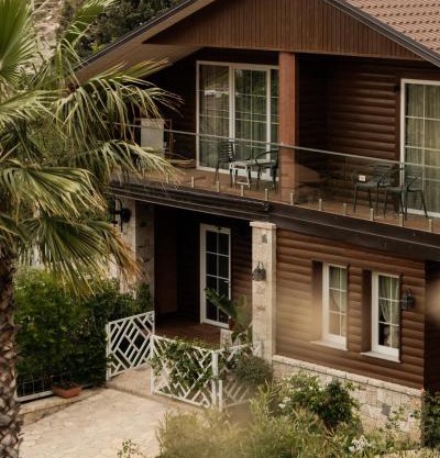 Bianca Hotel & Villa
