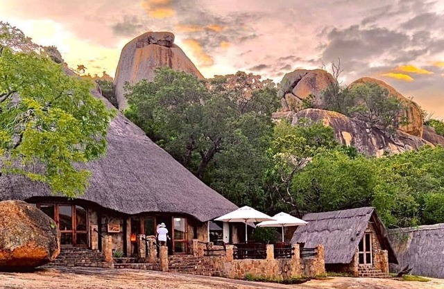 Big Cave Camp - Lodge On The Rocks