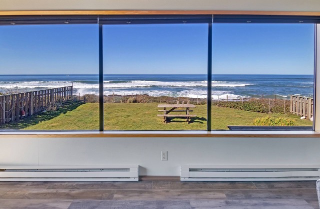 Big Sea - Oceanfront in Central Yachats