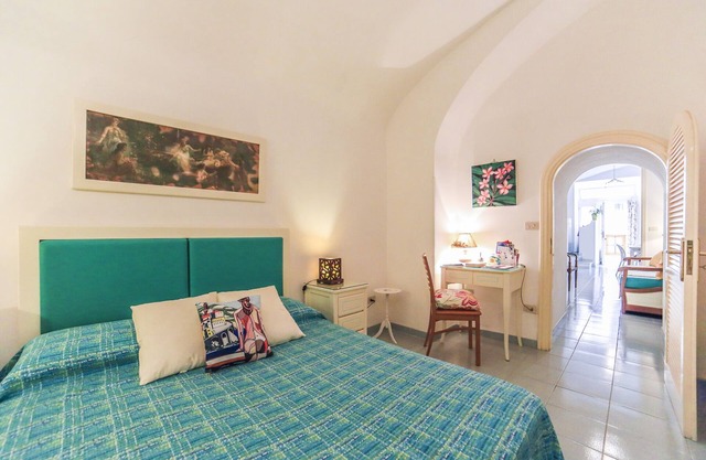 Bijoux house in Atrani: wifi, air-conditioning, easy access.