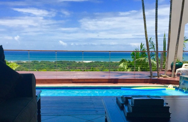 BIRDWATCHERS PARADISE AND OUTDOOR ENTHUSIASTS HAVEN