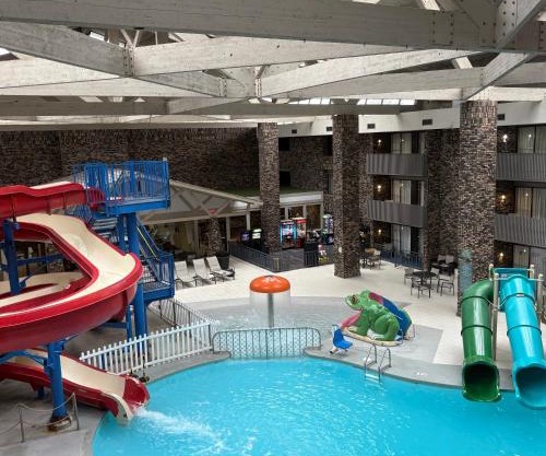 Bismarck Hotel and Conference Center