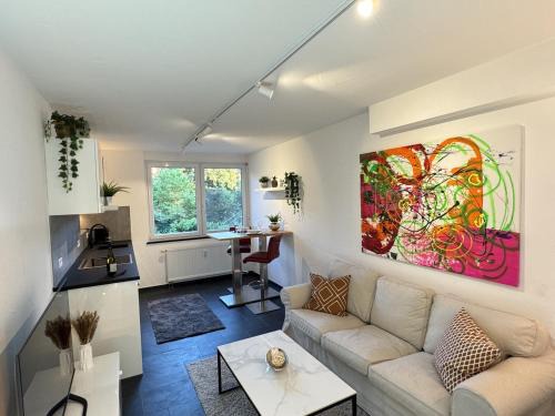 Black Suite 13 - Design-Apartment